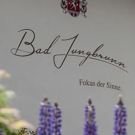 Waldhotel Bad Jungbrunn 3*