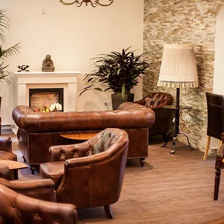 Waldhotel Bad Jungbrunn Otel