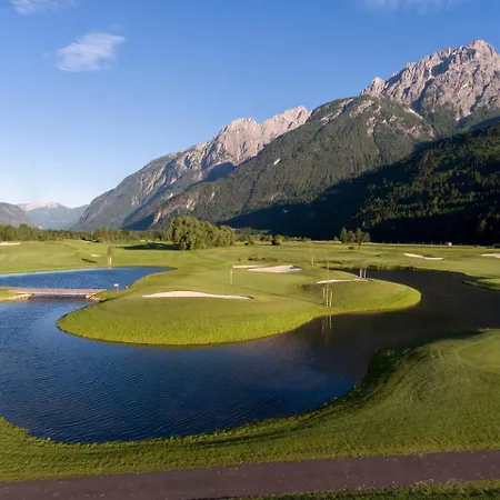 Otel Waldhotel Bad Jungbrunn 3*