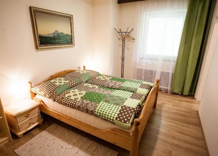 Waldhotel Bad Jungbrunn فندق